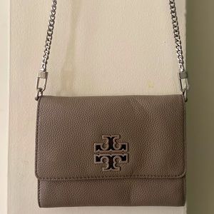 TORY BURCH SMALL CROSSBODY CHAIN WALLET BAG